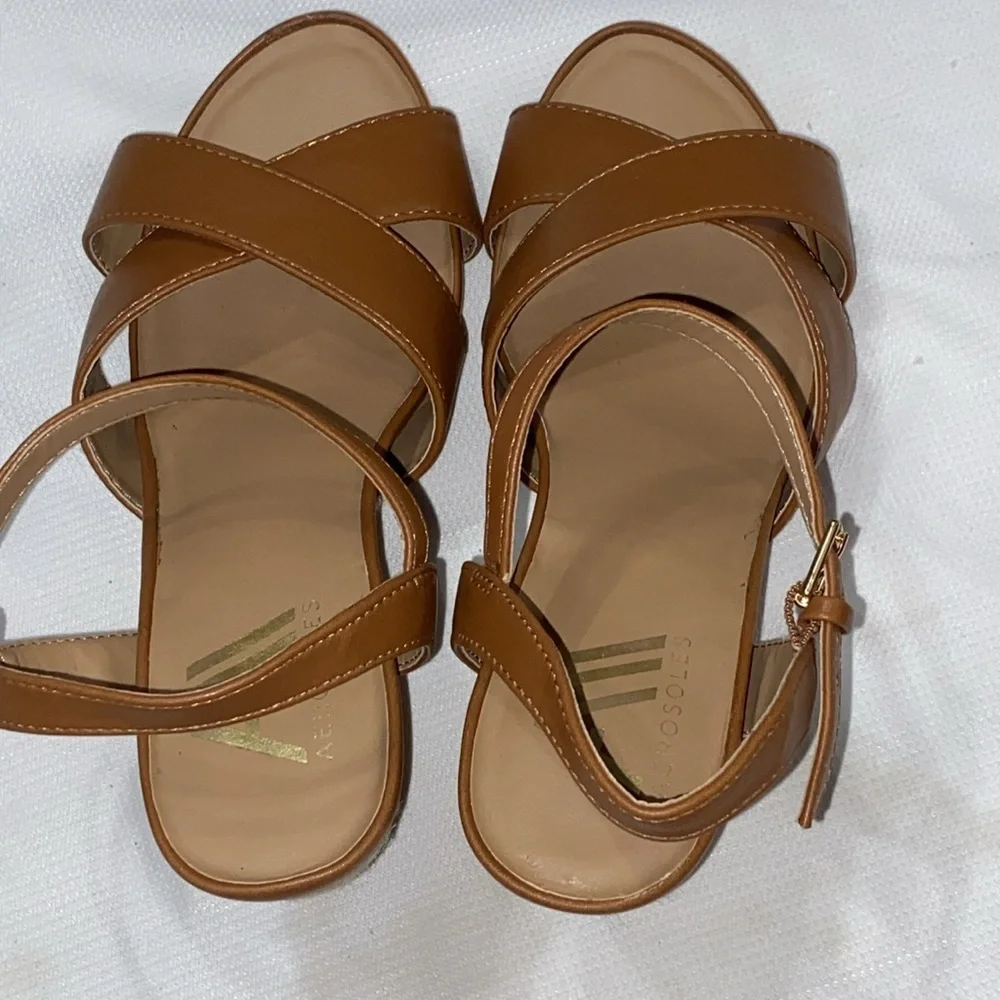 AEROSOLES Brown Leather Like Sandals with Ankle‎ Strap size 7.5 WEDGE ESPADRILLE